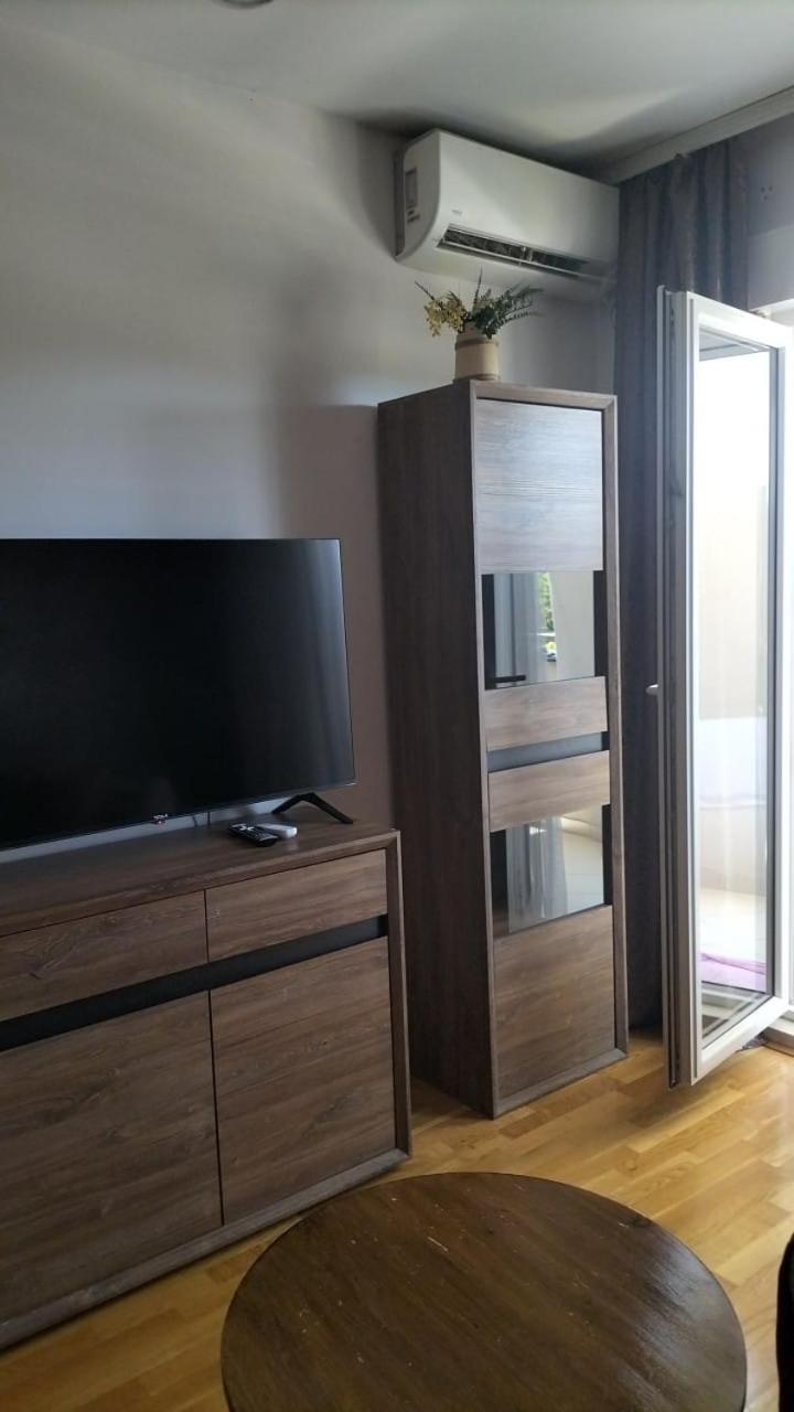 Апартаменти Ogi Apartman Подгориця Екстер'єр фото